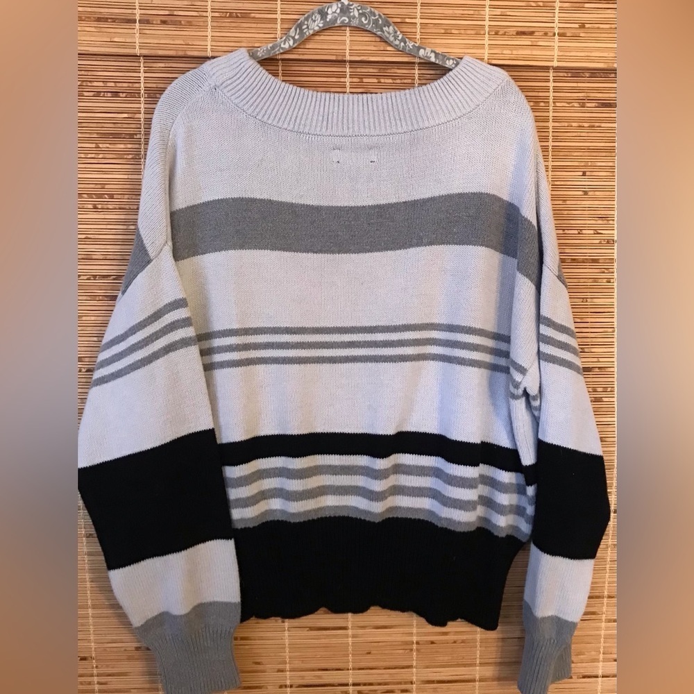 Lucky Brand Womens Striped Sweater Off White Black and Gray Size LG - Picture 2 of 8